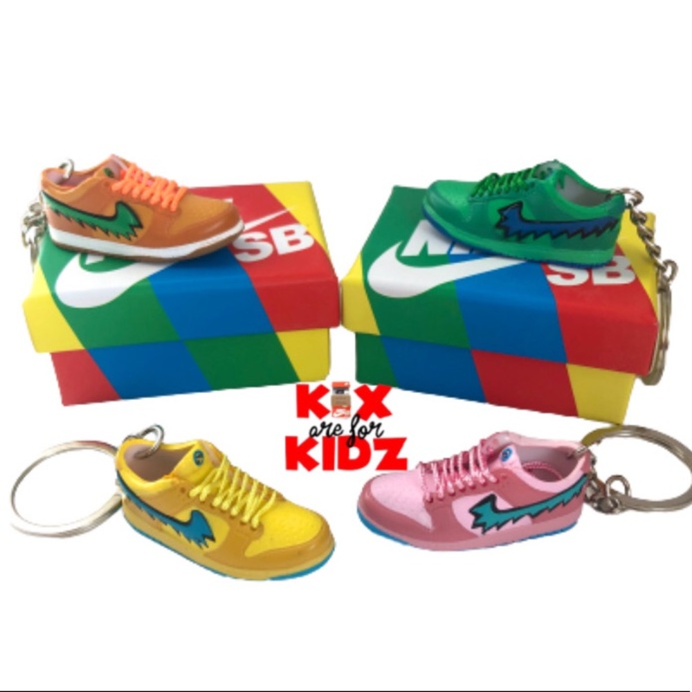 Grateful Dead Bears Sb Dunk 3D Sneaker Keychain